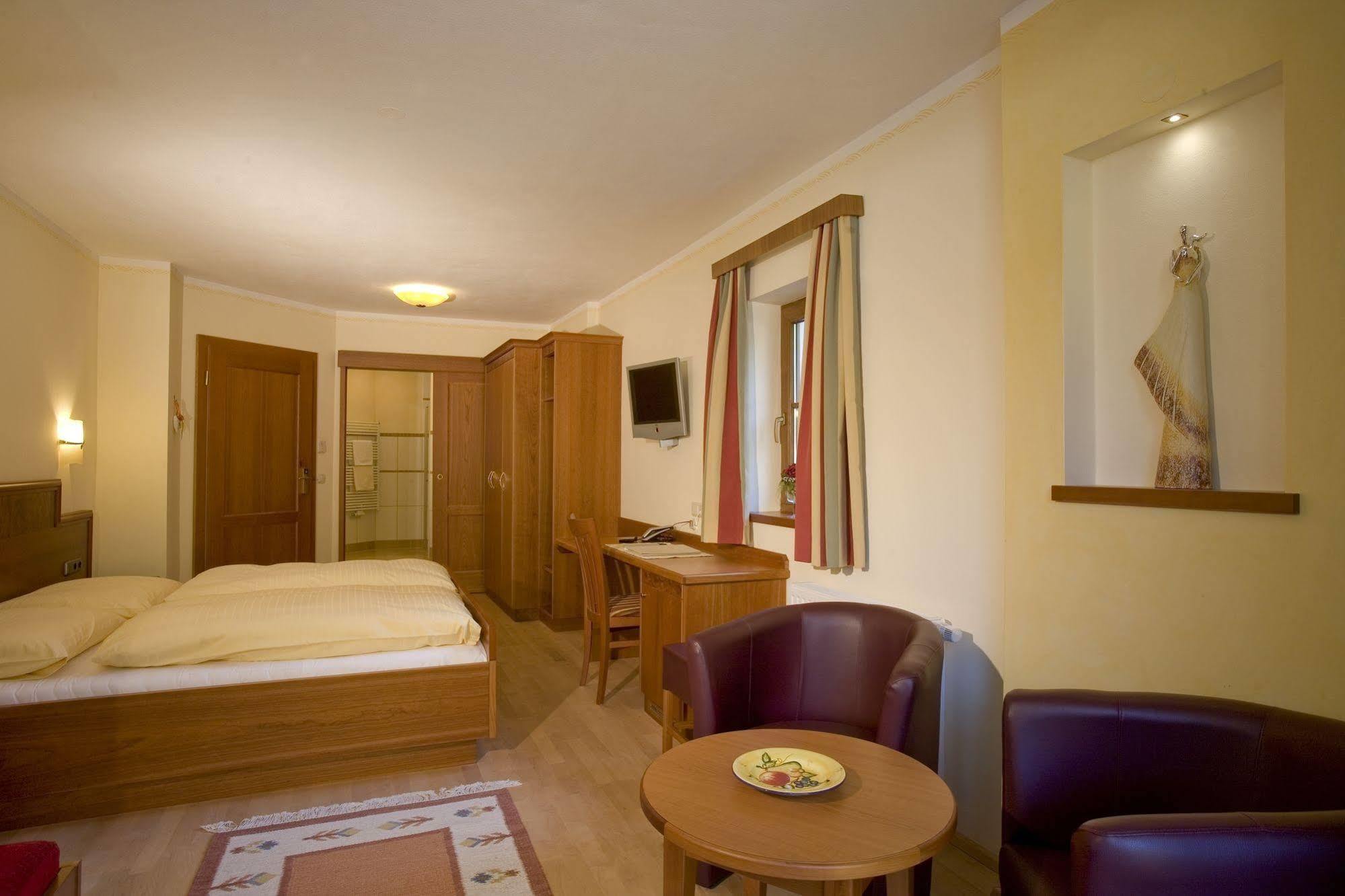 Garten - Hotel Sallerhof กรอดิก ภายนอก รูปภาพ